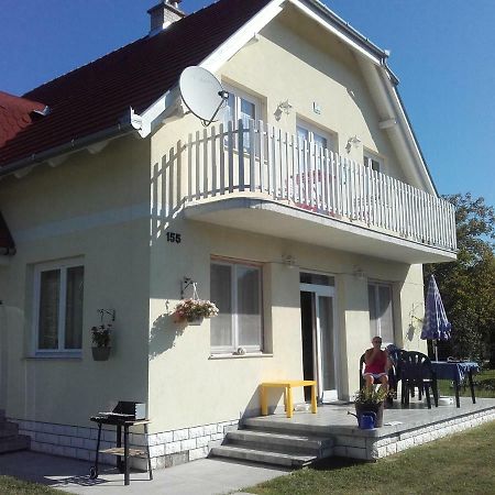 Bella Villa Balatonfenyves Ngoại thất bức ảnh